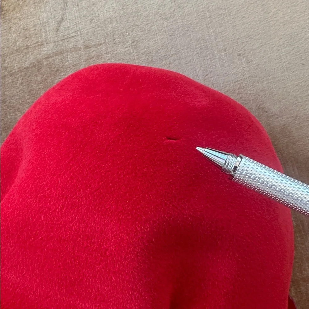 Antique Vintage Scarlet red Felt soft Cloche hat Buttons Decorated S/M England - Picture 13 of 16